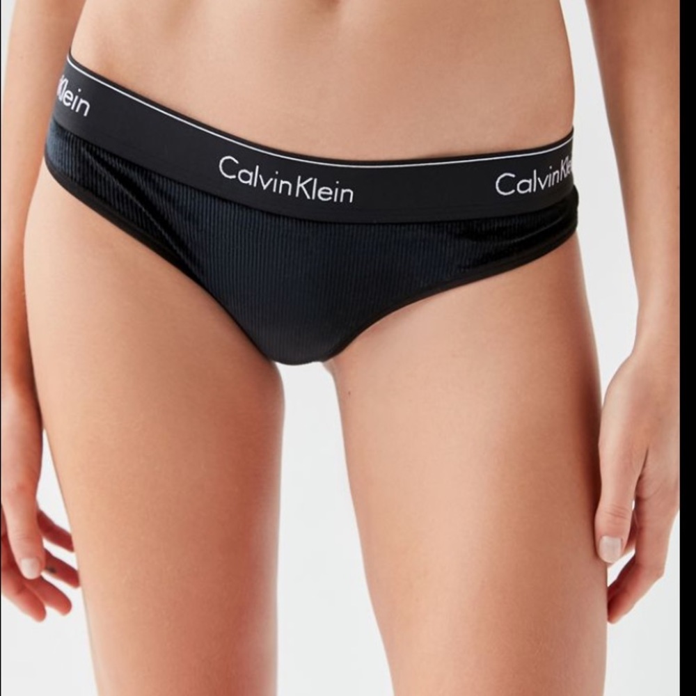 Calvin Klein Velvet Tanga NWT Medium